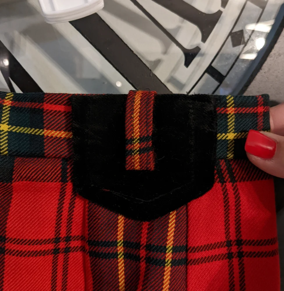 Vtg Brendella 100% Wool Plaid Midi Skirt‎ Size 26